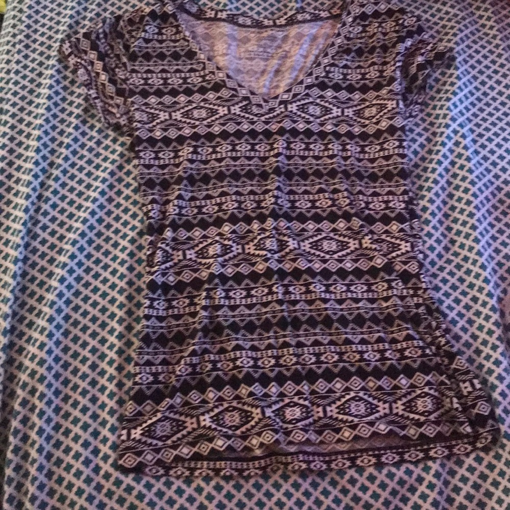 Aztec pattern black and white t-shirt